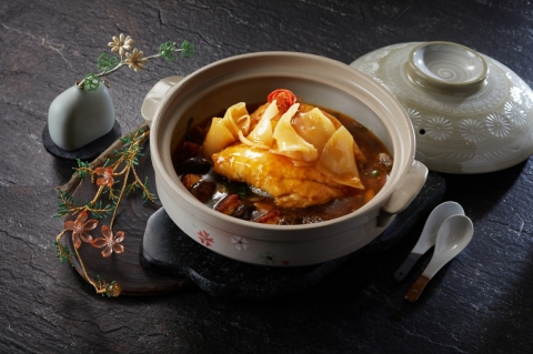 活海鮮：XO醬花膠龍膽煲 8171